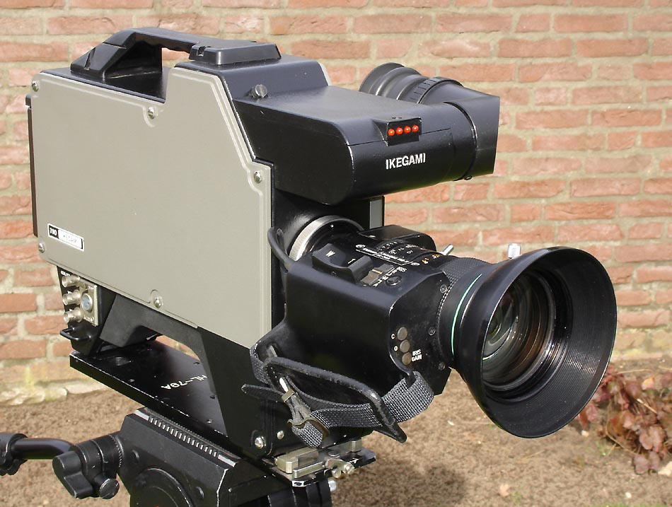 ikegami hl-79d.jpg