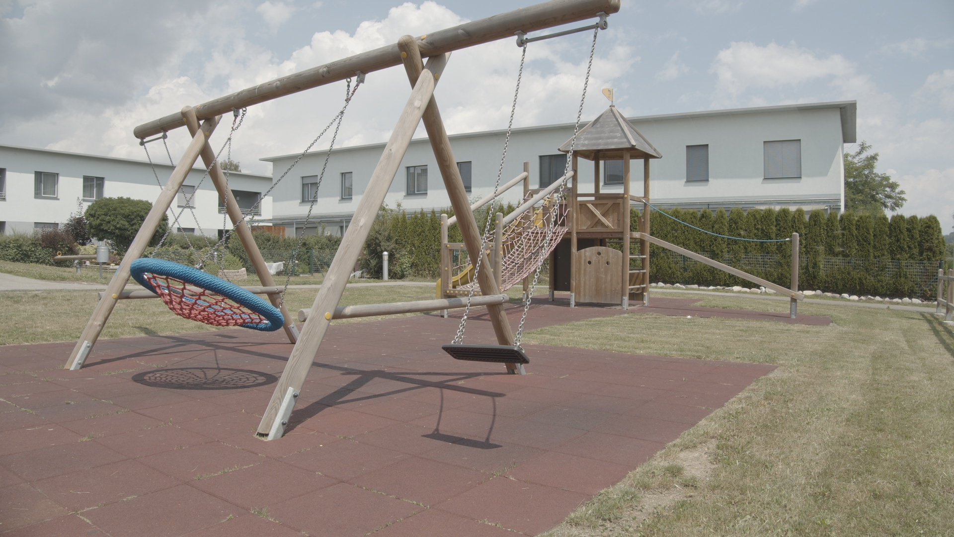 Empty_Playground_filmlog.jpg