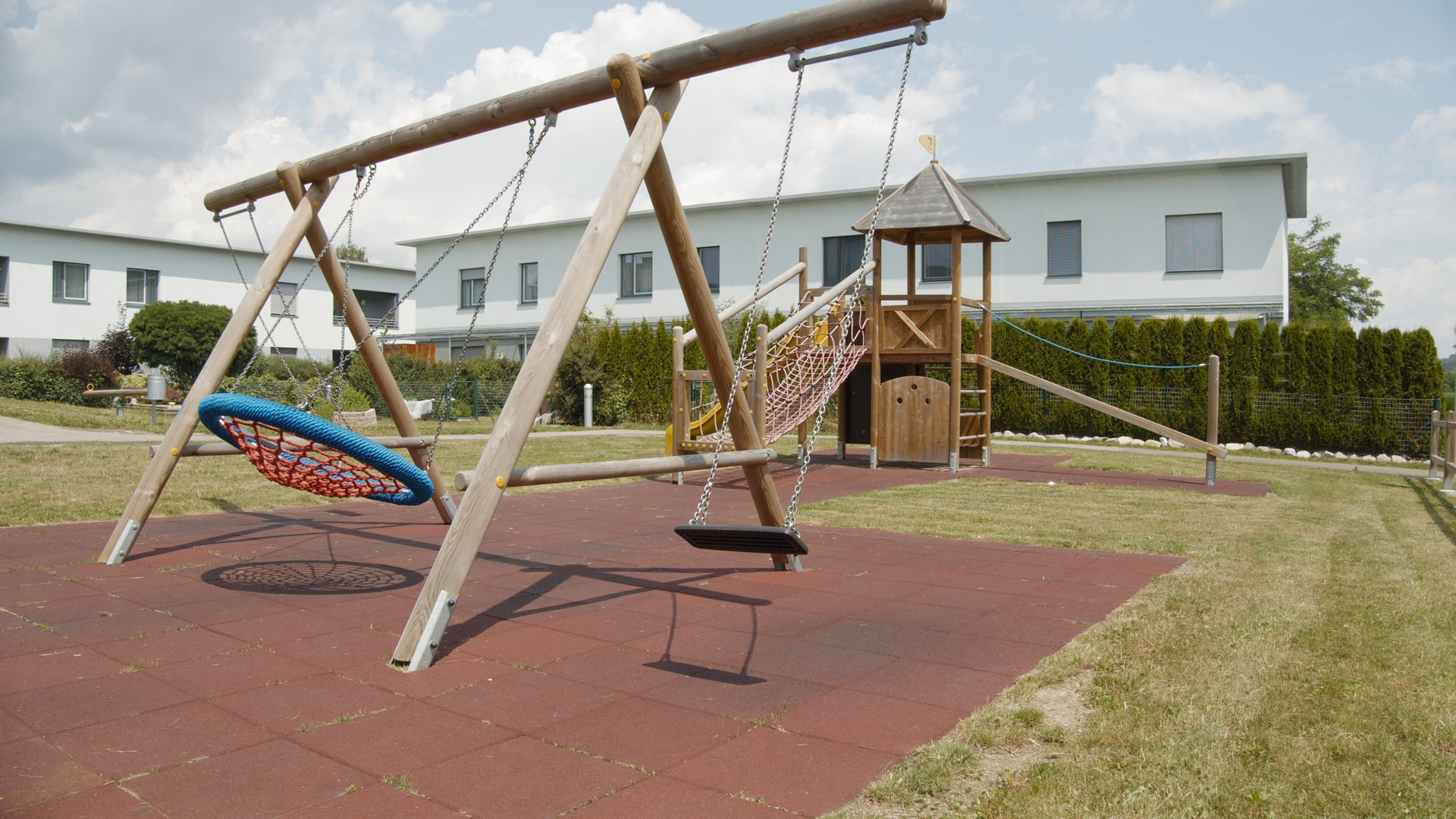 Empty_Playground_LBK-Neutral-Hi-DeSat v5.jpg