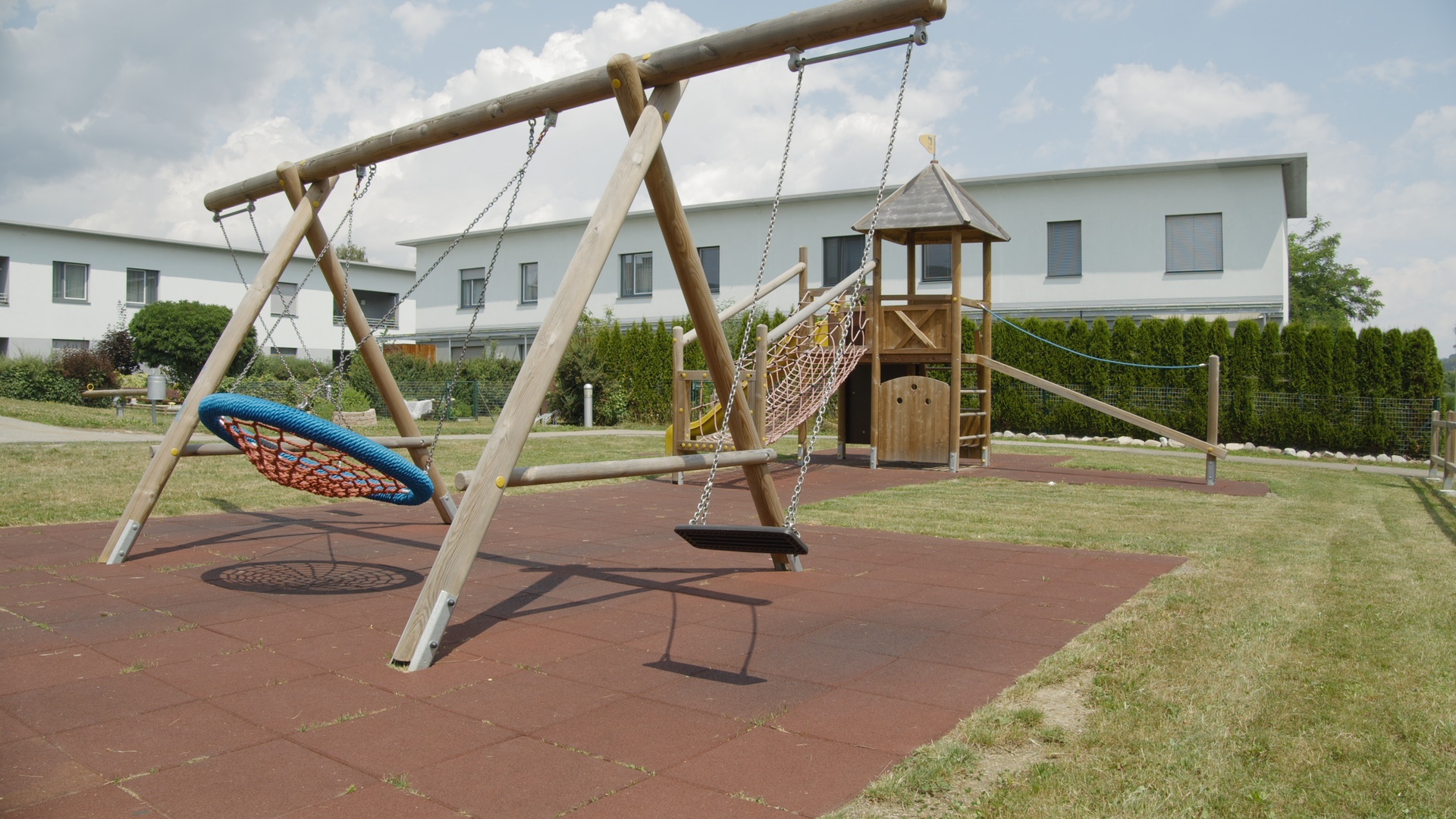 Empty_Playground_LBK-Neutral-Hi-DeSat v9.jpg